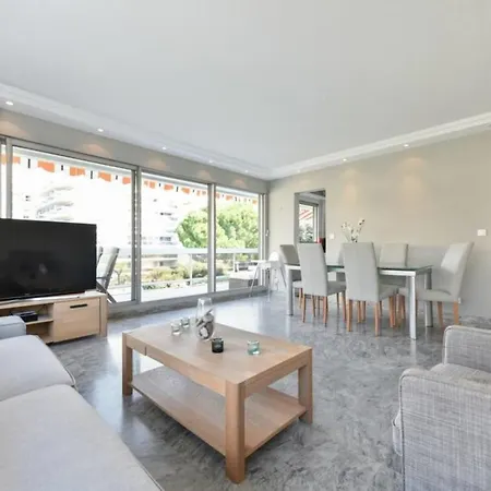 Appartement Spacious 2br Terrace Swimming Pool *